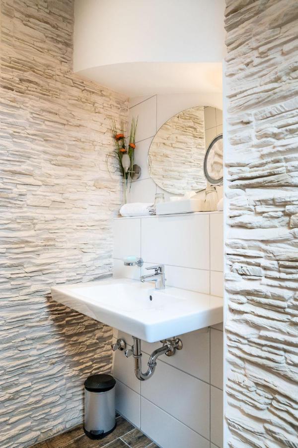Hotel Beim Schupi Karlsruhe Ngoại thất bức ảnh